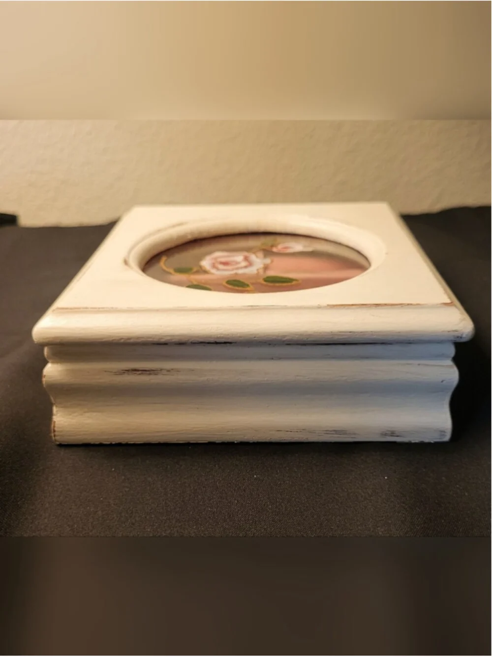 Shabby Chic Floral Jewelry Box / Keepsake Box – Hand Painted Glass Top